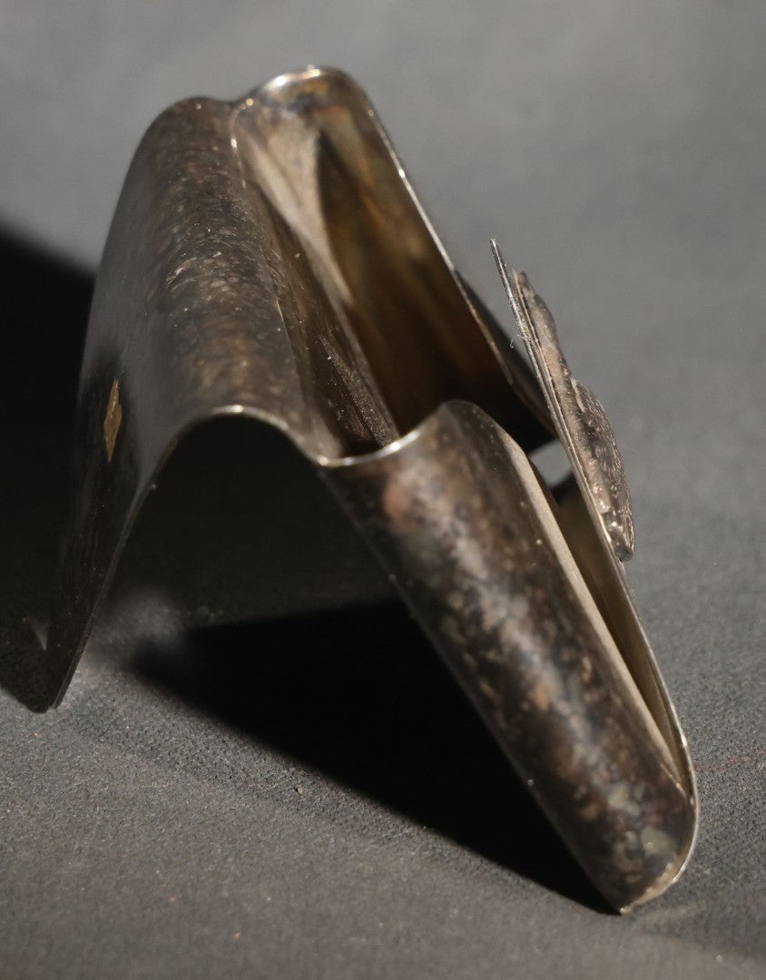 Vintage Silver-Plated Business Card Holder with Duck in Flight Motif