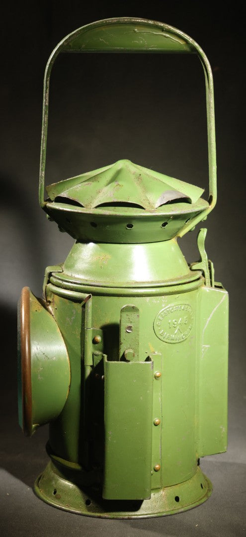 Vintage 1945 Three-Aspect Railway Signal Lamp by Eastgate & Son Limited, Birmingham, England, with Clear, Blue, and Red Lenses and Rotating Mechanism