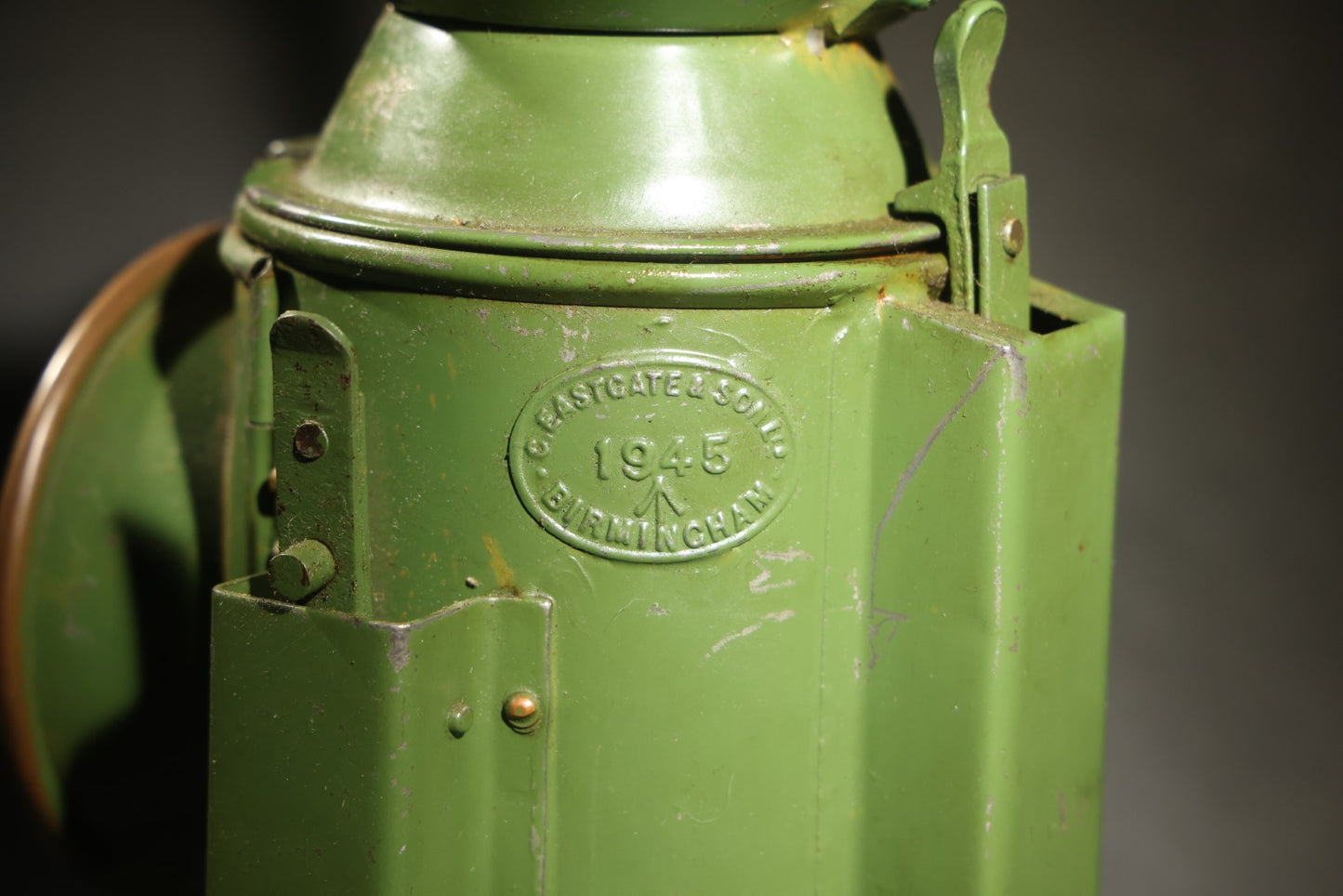 Vintage 1945 Three-Aspect Railway Signal Lamp by Eastgate & Son Limited, Birmingham, England, with Clear, Blue, and Red Lenses and Rotating Mechanism