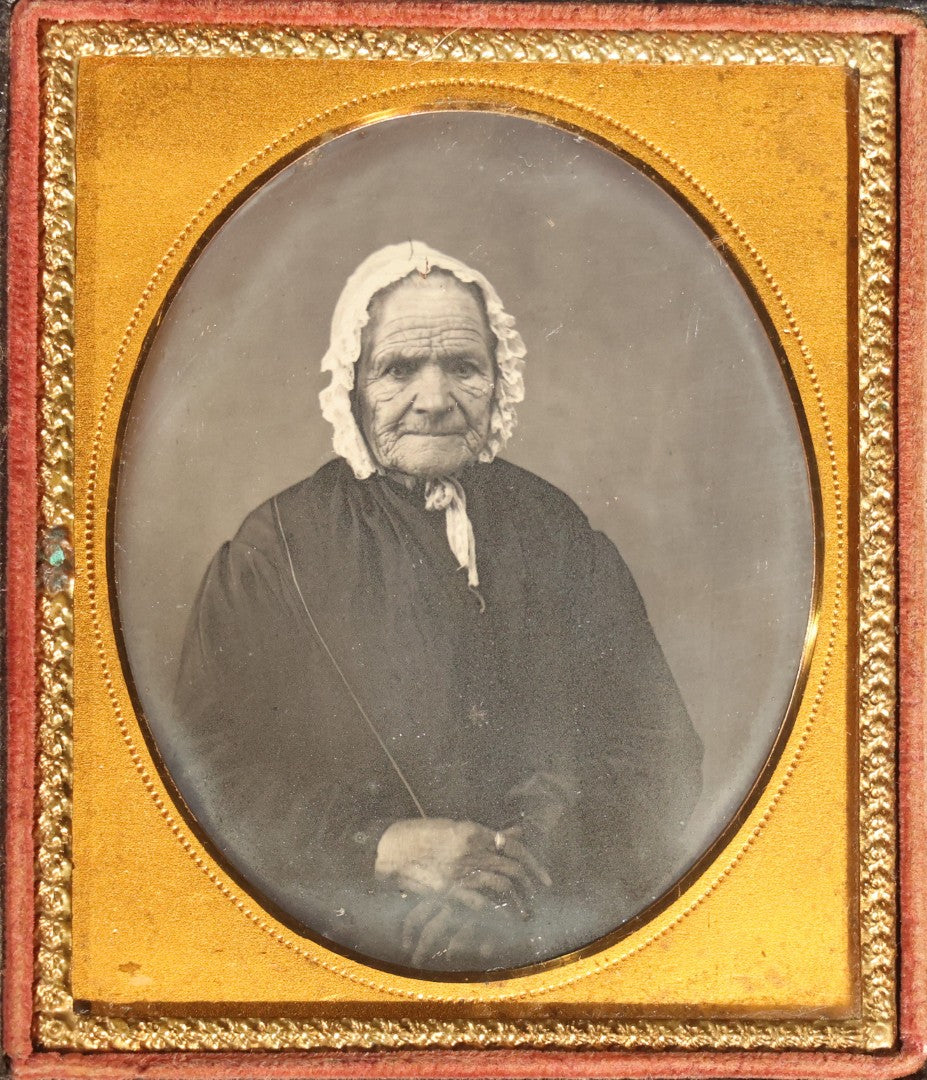 Antique 1/6th Plate Daguerreotype Photograph of an Elderly Woman in a White Bonnet and Dark Dress, Full Intact Leatherette Case