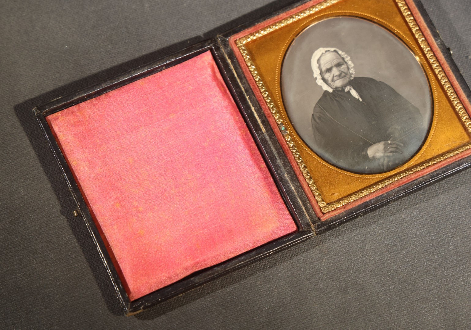Antique 1/6th Plate Daguerreotype Photograph of an Elderly Woman in a White Bonnet and Dark Dress, Full Intact Leatherette Case