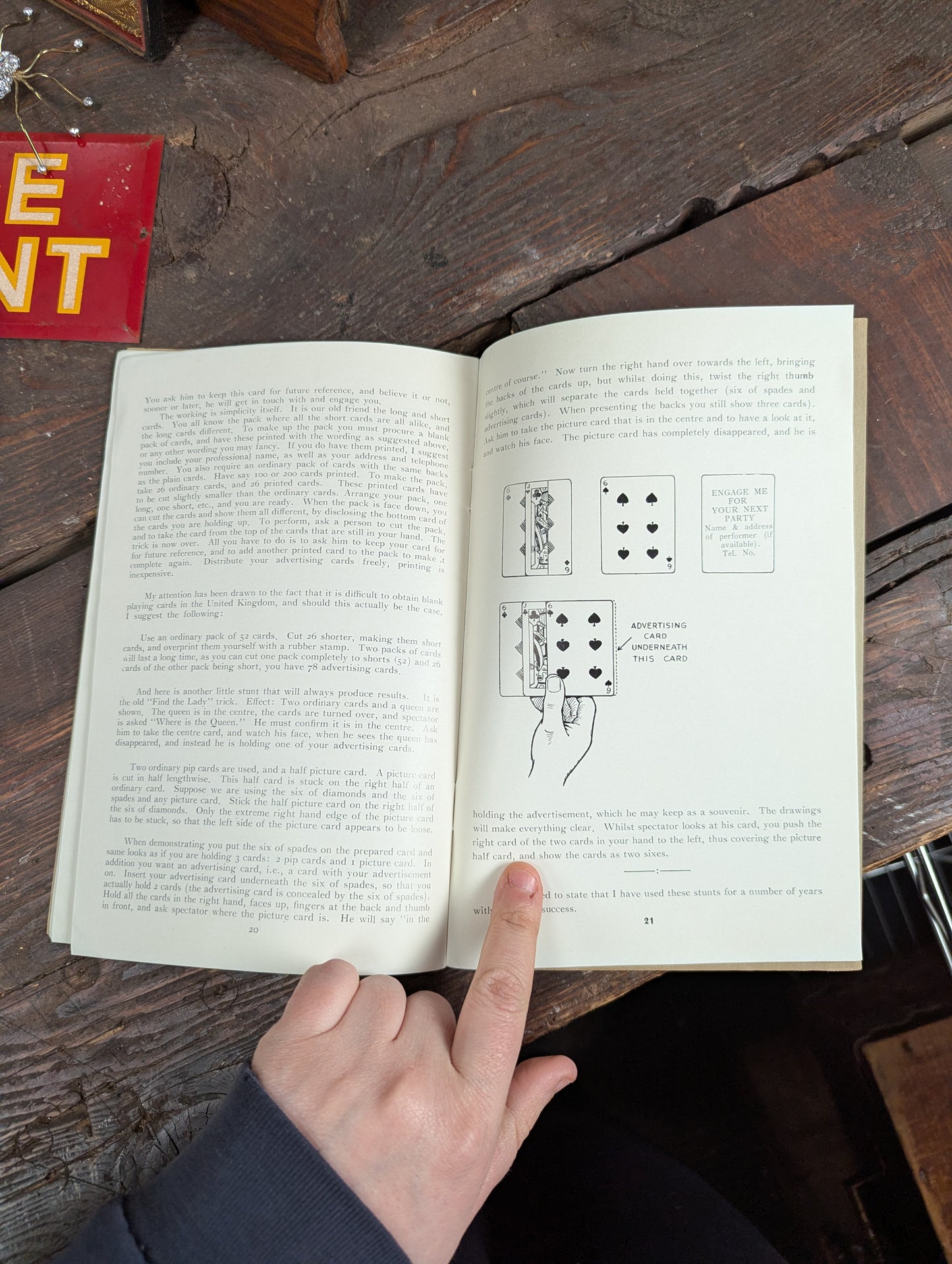 Lot 103 - Grouping Of Vintage Magic Ephemera Including Card Trick Booklets, Sleight Of Hand Booklet, Etc. 8+ Pieces