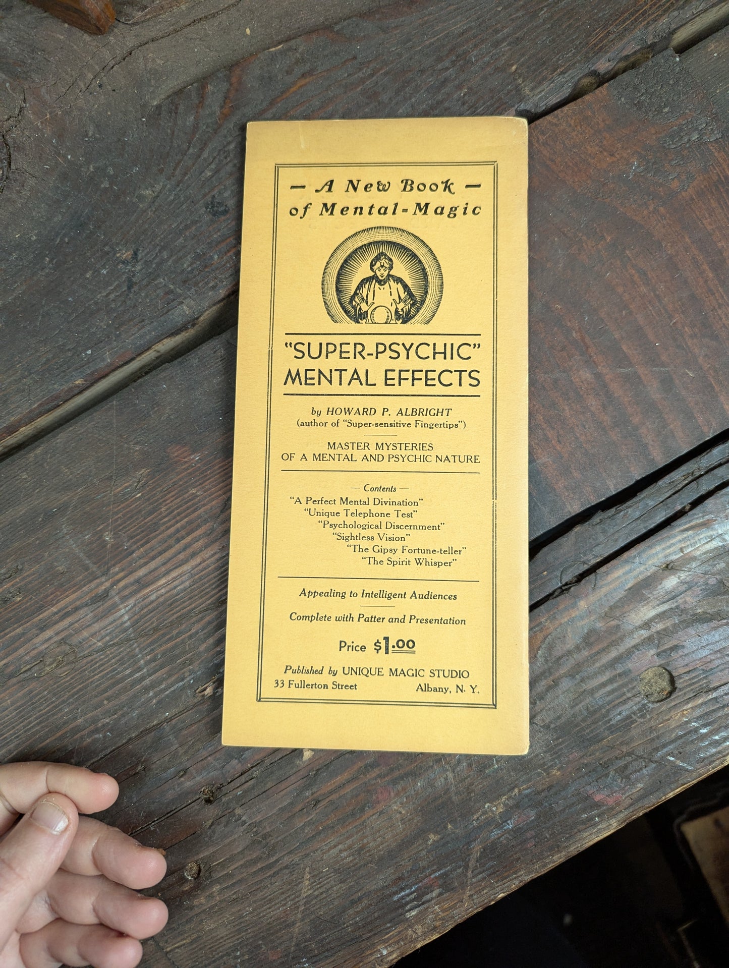 Lot 103 - Grouping Of Vintage Magic Ephemera Including Card Trick Booklets, Sleight Of Hand Booklet, Etc. 8+ Pieces