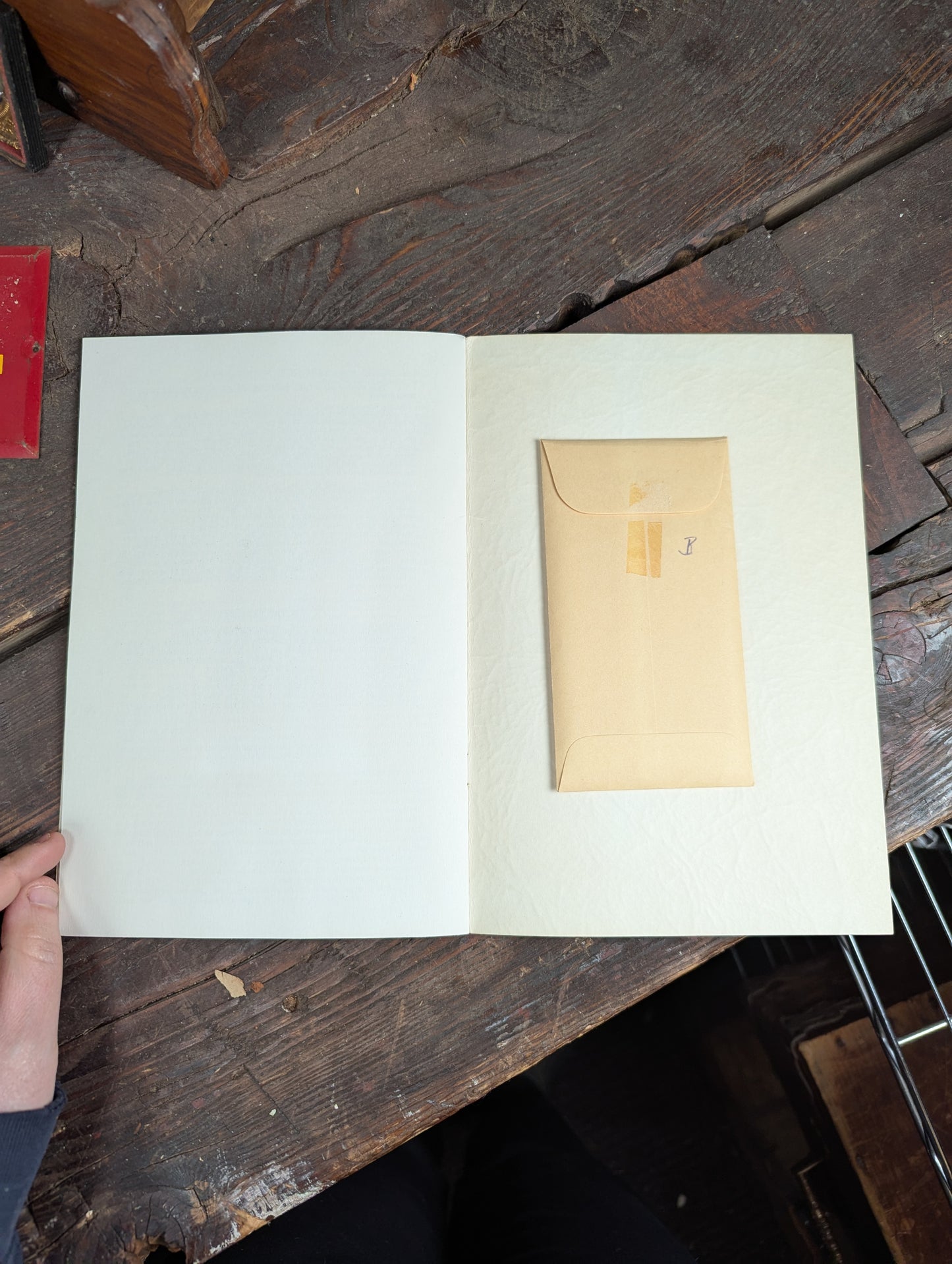 Lot 103 - Grouping Of Vintage Magic Ephemera Including Card Trick Booklets, Sleight Of Hand Booklet, Etc. 8+ Pieces