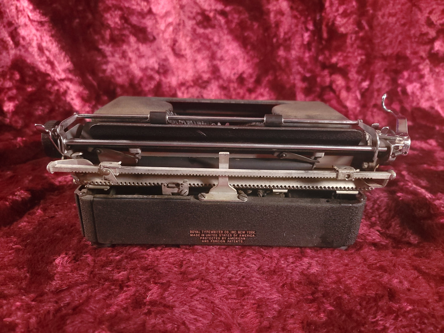 Royal Varsity UB Model Manual Portable Typewriter with Case, 1940