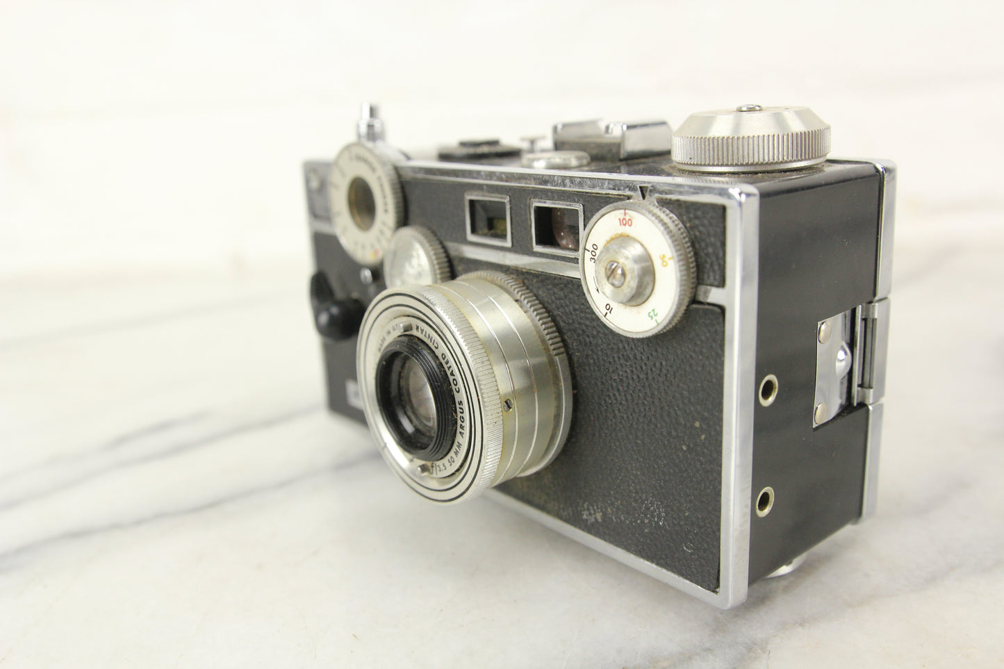 Argus 35mm Film Camera with 50mm Coated Cintar f/3.5 Lens