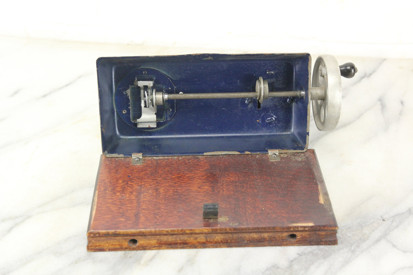 Artcraft Metal Products Junior Miss 1940s Handcrank Toy Sewing Machine
