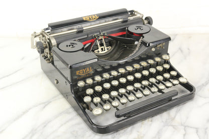 Royal Portable Model "P" Typewriter with Case, Made in USA, 1927