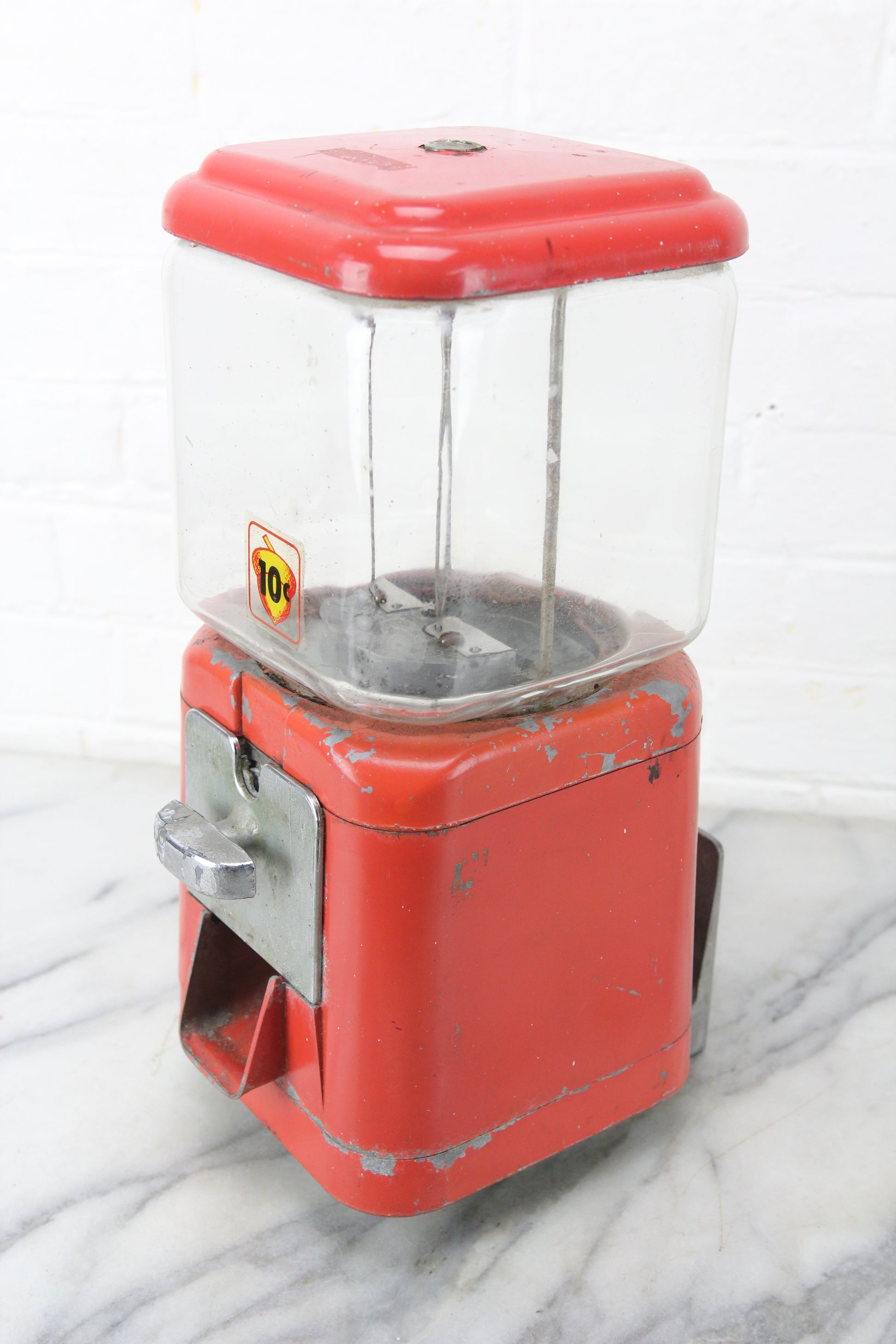 Oak Mfg. Co. Vintage 10-Cent Nut and Candy Vending Machine Dispenser –  Memory Hole Vintage