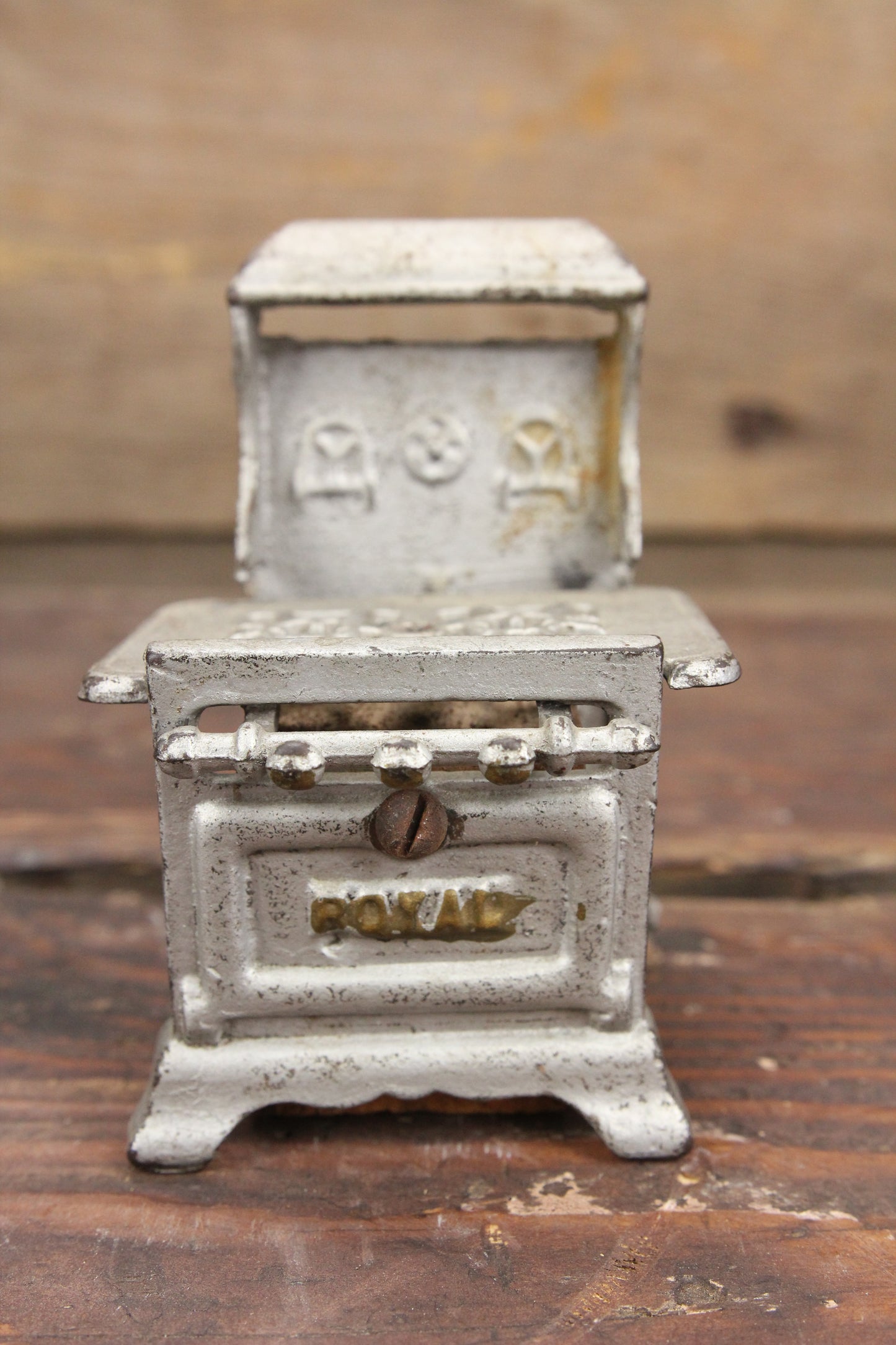 Royal Cast Iron Toy Salesman's Sample Kitchen Stove