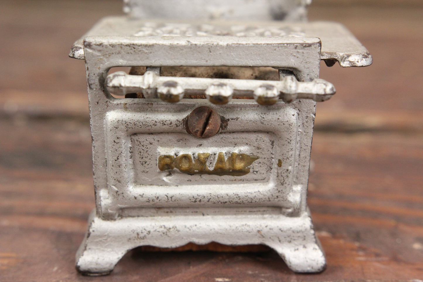 Royal Cast Iron Toy Salesman's Sample Kitchen Stove