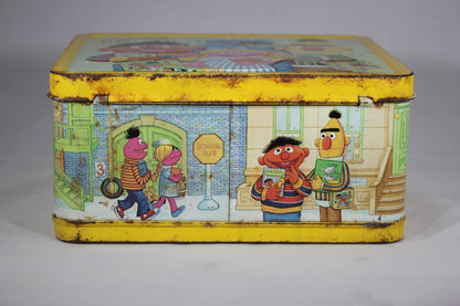 Sesame Street Muppets Inc. Aladdin Brand Metal Lunchbox, 1979