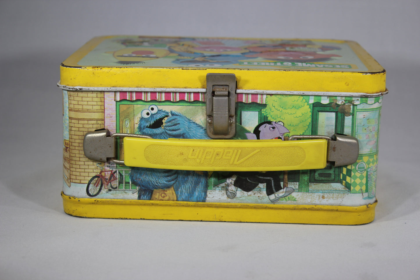 Sesame Street Muppets Inc. Aladdin Brand Metal Lunchbox, 1979