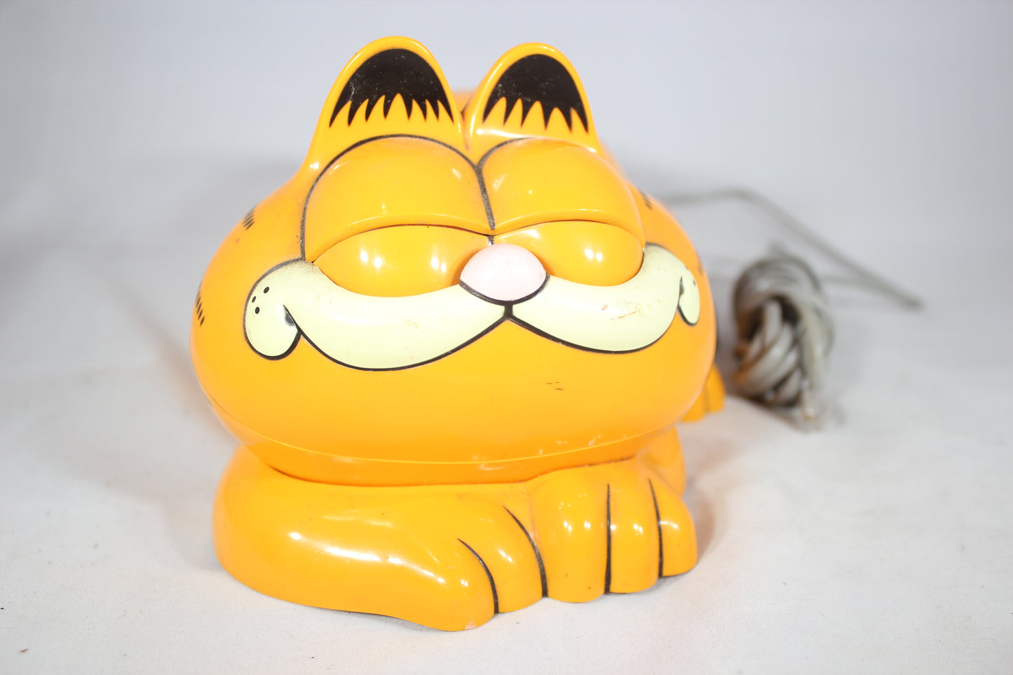 Garfield Wired Telephone by Tyco, 1989