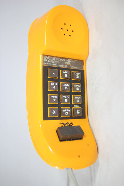 Garfield Wired Telephone by Tyco, 1989