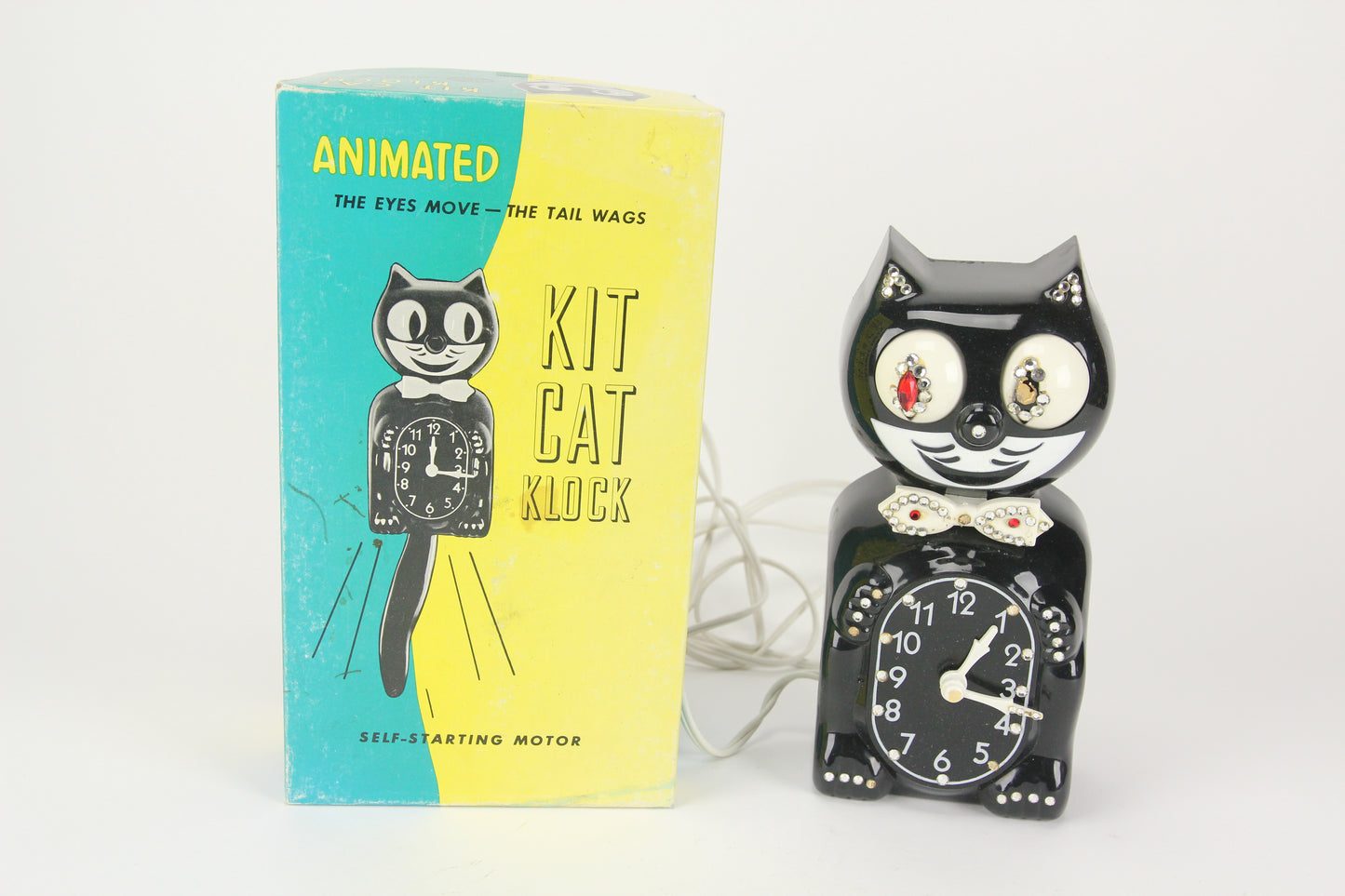 Animated Vintage Jeweled Kit Cat Clock in Original Box (Nonfunctioning)
