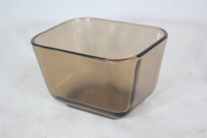 Pyrex 501-B Refrigerator Dish in Translucent Amber, 360ml