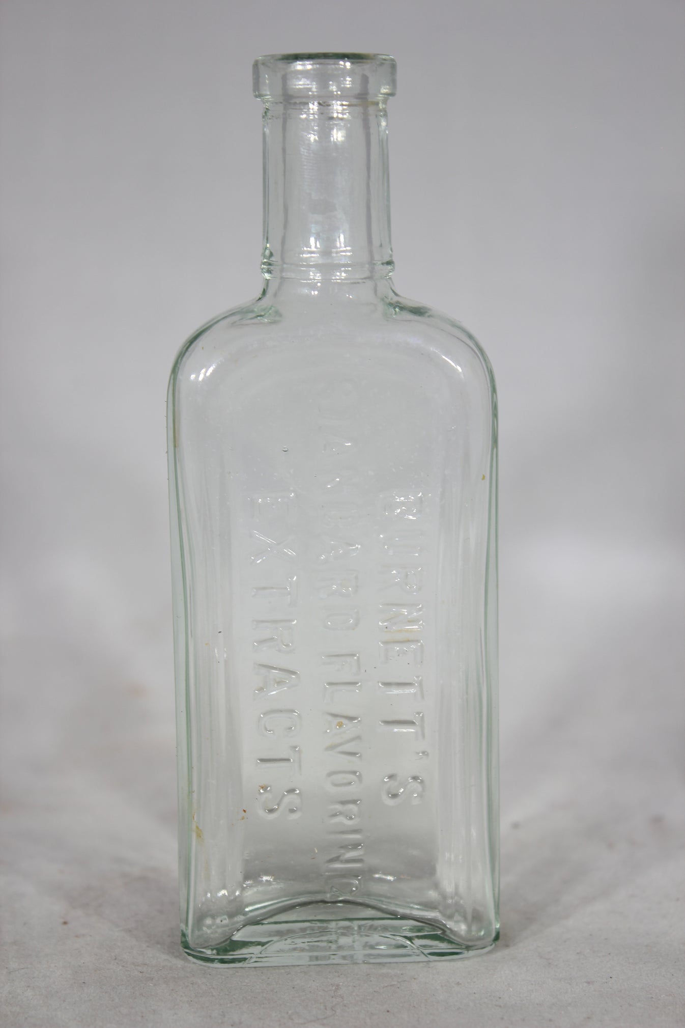 Burnett's Standard Flavoring Extracts Glass Apothecary Bottle – Memory ...