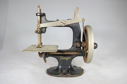 Singer Manufacturing Co. Cast Iron Child's Hand Crank Sewing Machine, Model 20