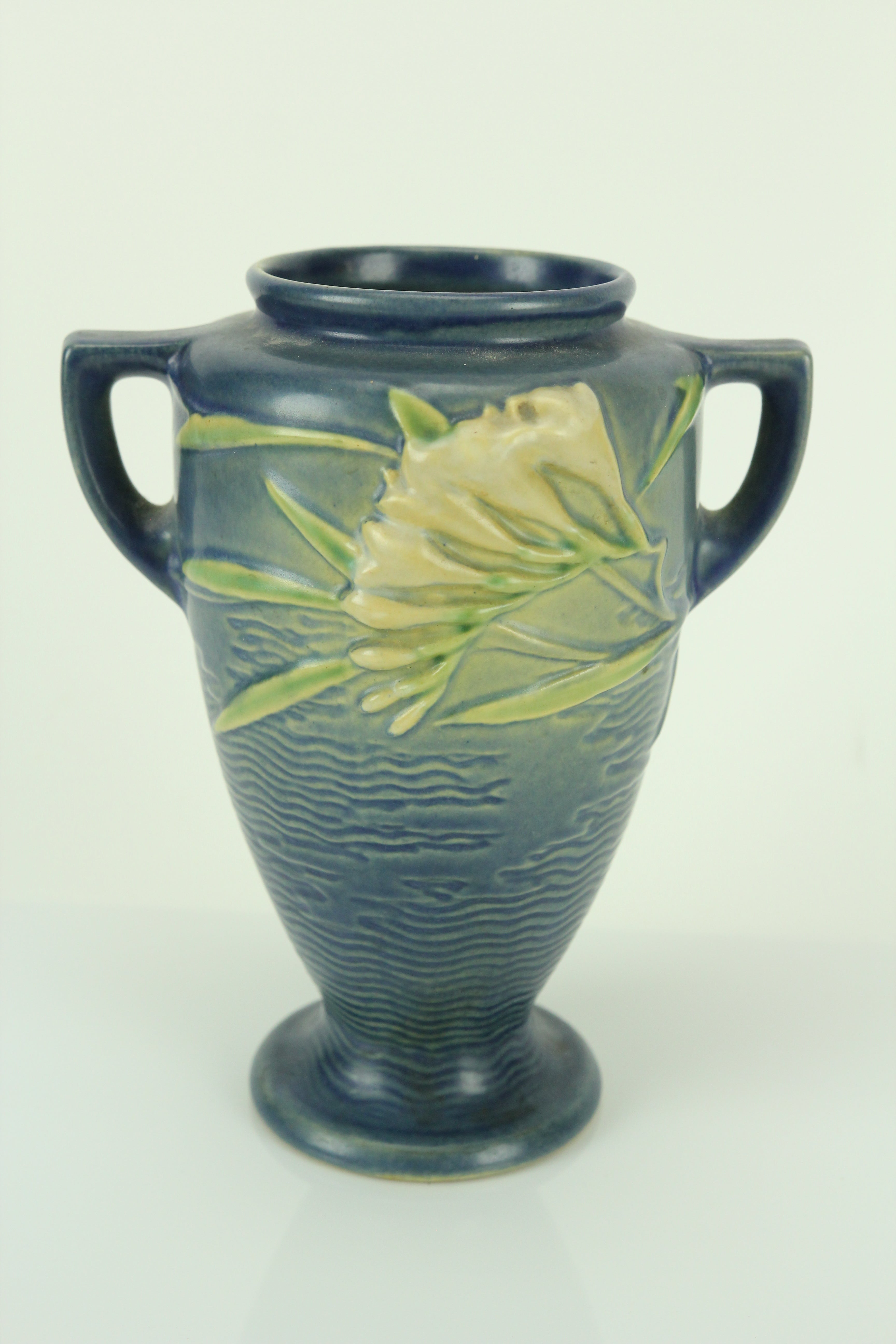 Roseville outlet Blue Freesia Vase