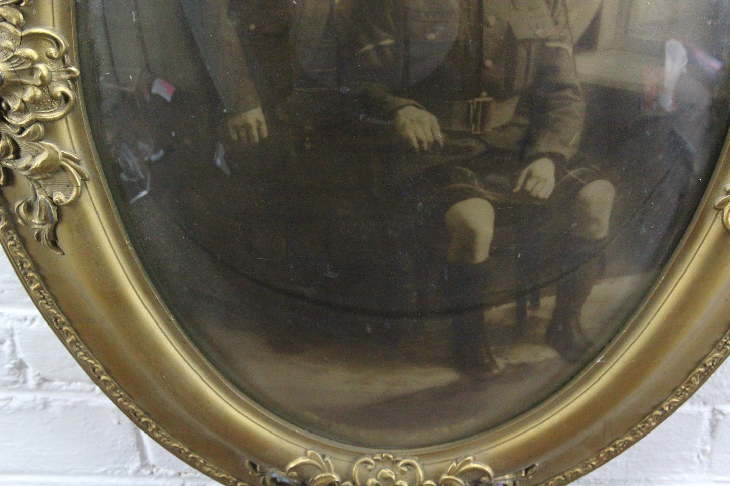 Portrait Photograph of Two Scottish Soldiers in Bubble Frame - 18.5" x 24.5"