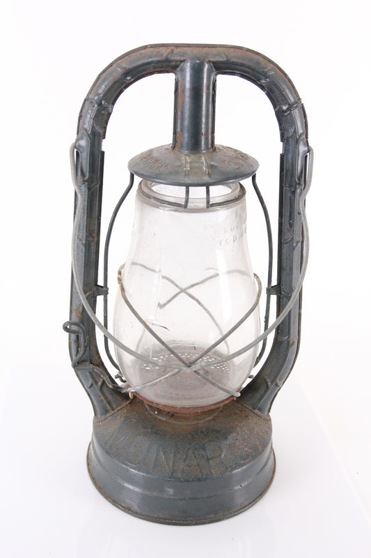 Blue Dietz Monarch Barn Kerosene Oil Lamp Lantern, New York, USA