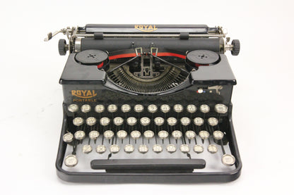 Royal Portable "P" Model Manual Typewriter with Case, Made in USA, 1928