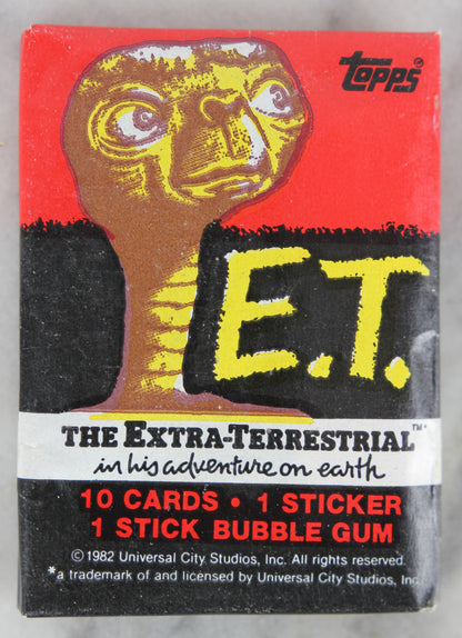 Topps E.T. The Extra-Terrestrial Collectible Trading Cards, One Wax Pack, 1982