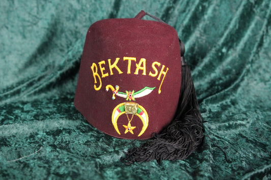 Masonic Shriners Ceremonial Fez Hat with Crest