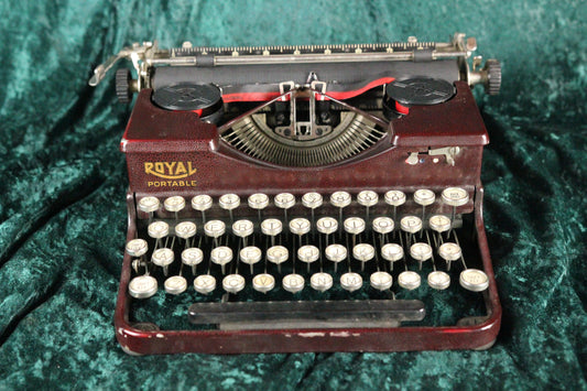 Royal Portable Model P Manual Typewriter, Alligator Burgundy/Maroon Color, 1927