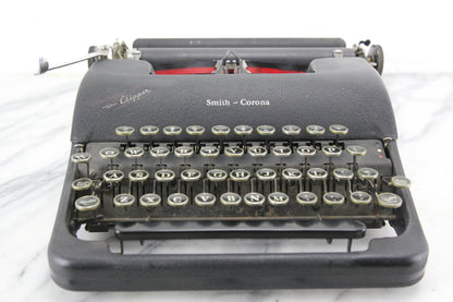 Smith Corona Clipper Portable Typewriter with Case, Made in USA, 1946