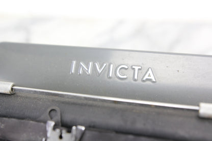 Incvicta Portable Typewriter with Arabic Keyboard and Case, Made in Italy