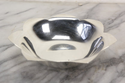 Tiffany & Co. Makers Sterling Silver Lotus Bowl - 10.29 Troy Ounces