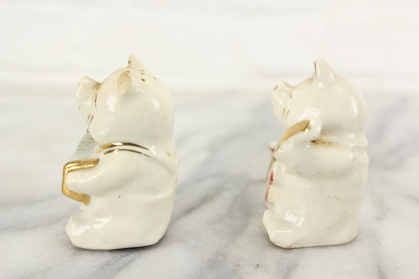 Musical Pigs Porcelain Salt and Pepper Shakers, Made in Japan