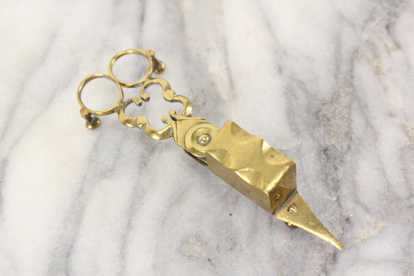 Ornate Brass Candlewick Trimmers
