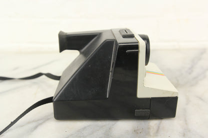 Polaroid OneStep Land Camera Instant Film Camera (White) Serial #CNG810CA