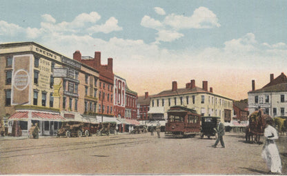 Portsmouth, New Hampshire Vintage Souvenir Postcard Folder