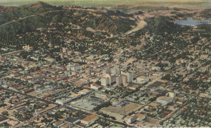 Hollywood, California Vintage Souvenir Postcard Folder