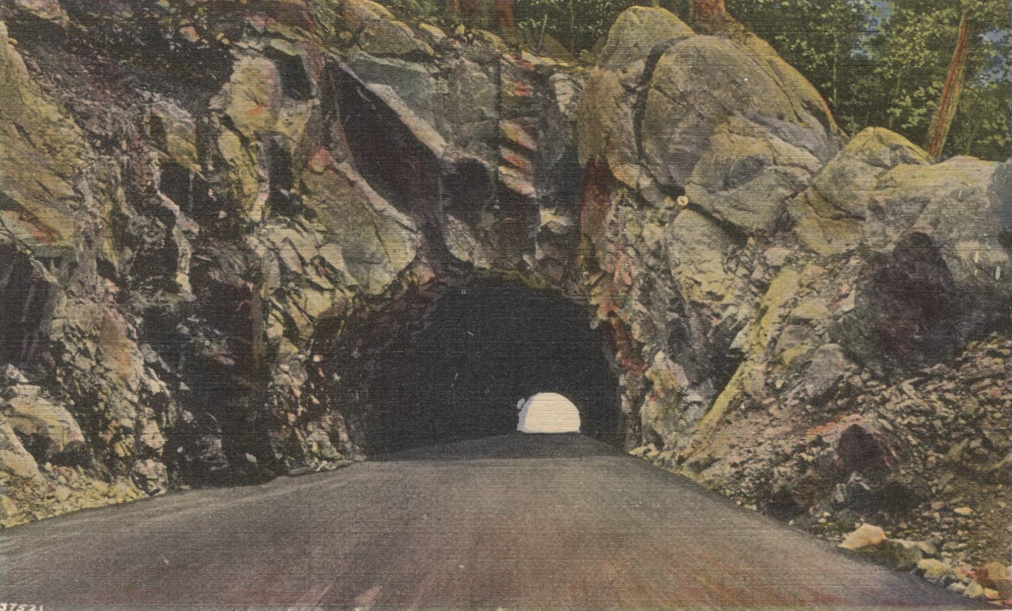 Shenandoah National Park and Sky-Line Drive, Virginia Vintage Souvenir Postcard Folder